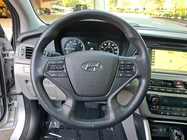 Photo of 2015 Symphony Silver Hyundai SONATA