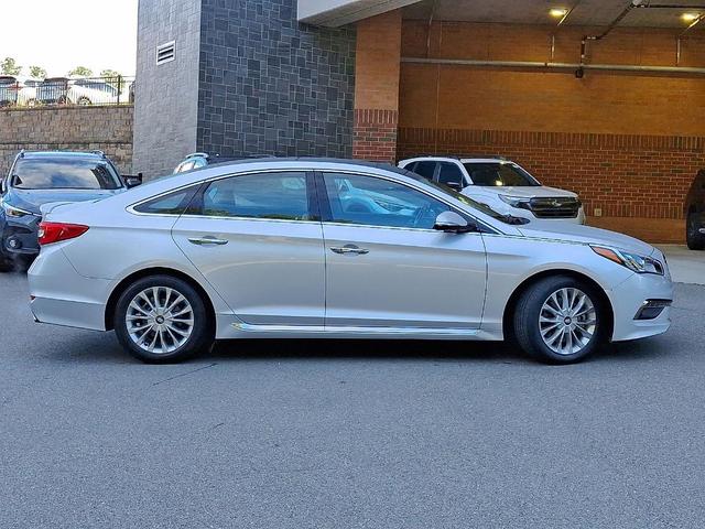 Photo of 2015 Symphony Silver Hyundai SONATA