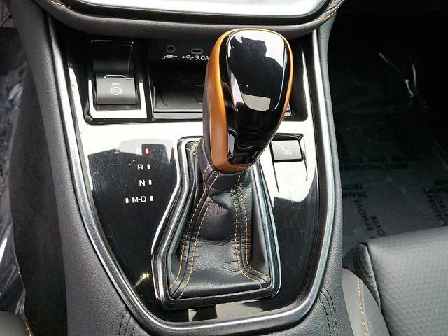 Photo of 2023 Ice Silver Metallic Subaru Outback