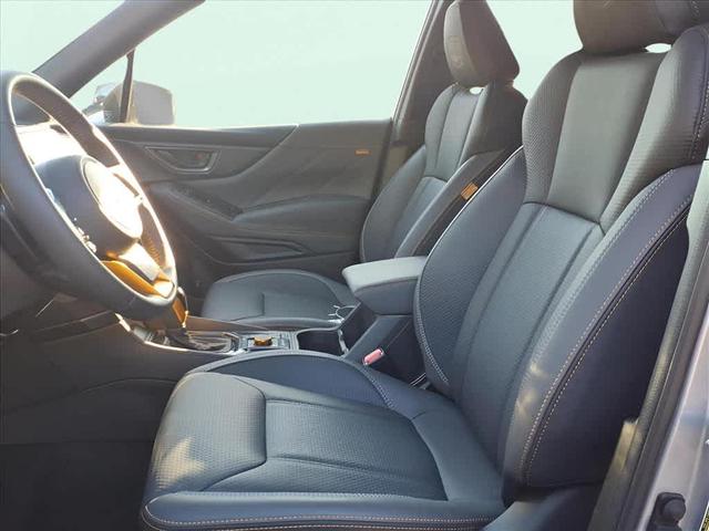 Photo of 2024 Ice Silver Metallic Subaru Forester