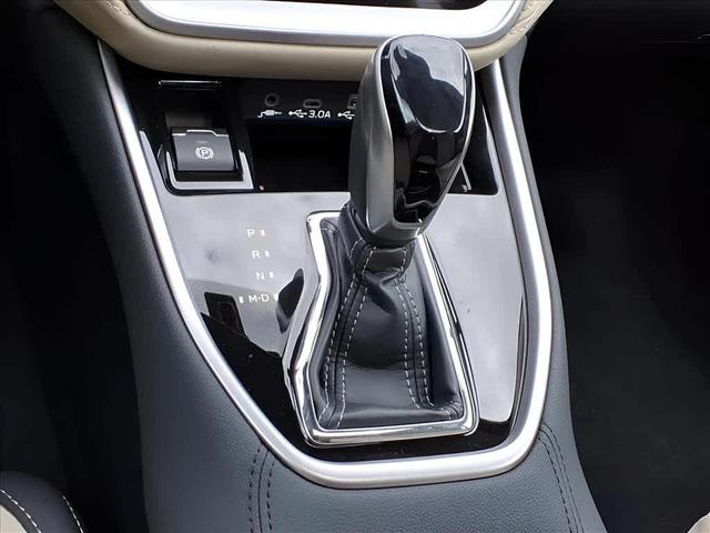 Photo of 2025 Crystal White Pearl Subaru Outback