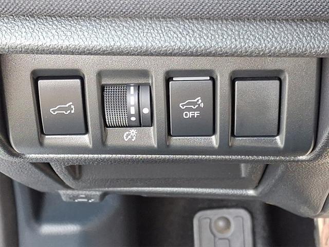 Photo of 2022 Ice Silver Metallic Subaru Outback