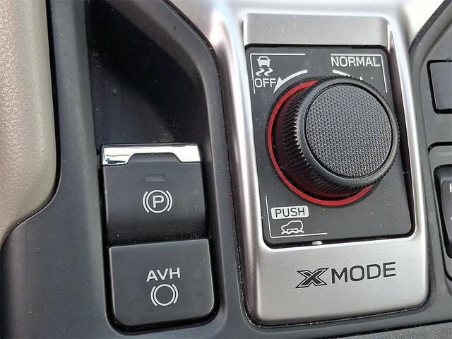 Photo of 2023 Crystal White Pearl Subaru Forester