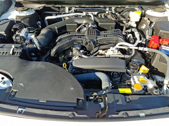 Photo of 2020 Crystal White Pearl Subaru Outback
