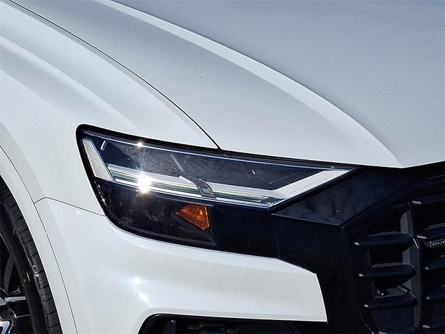Photo of 2020 Glacier White Metallic Audi Q8