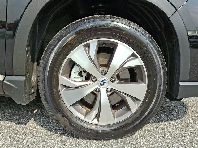 Photo of 2024 Crystal Black Silica Subaru Ascent