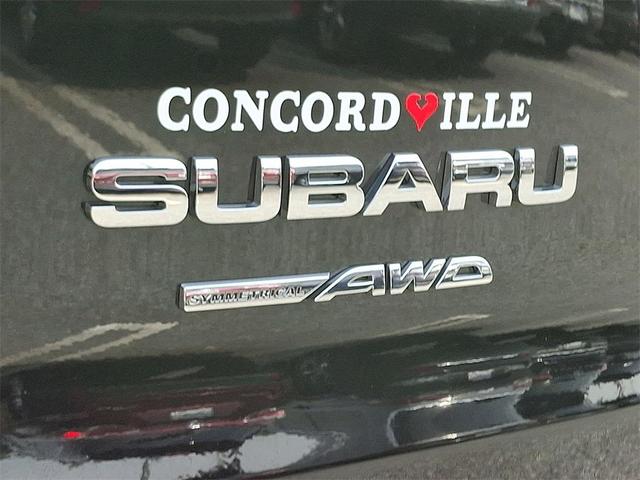 Photo of 2024 Crystal Black Silica Subaru Ascent