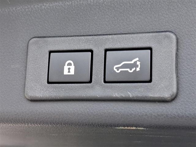 Photo of 2024 Crystal Black Silica Subaru Ascent