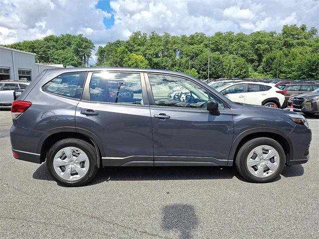 Photo of 2022 Magnetite Gray Metallic Subaru Forester