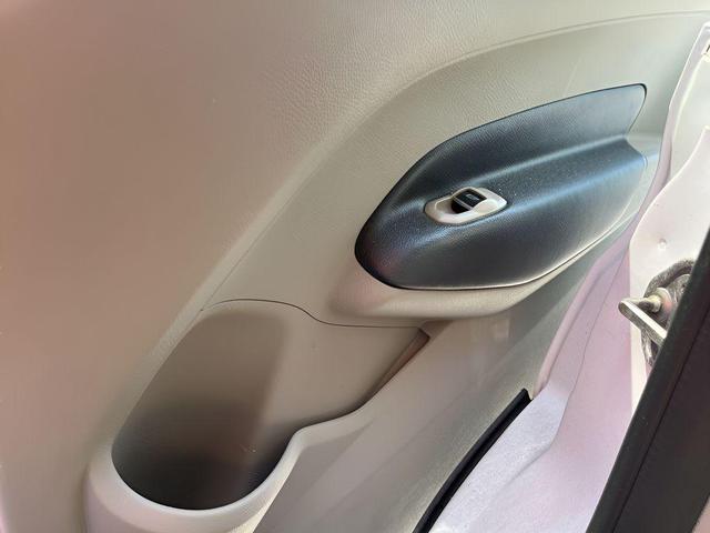 Photo of 2015 Frozen White Ford Transit Connect