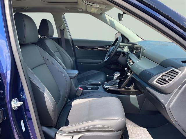 Photo of 2024 Dark Ocean Blue Kia Seltos