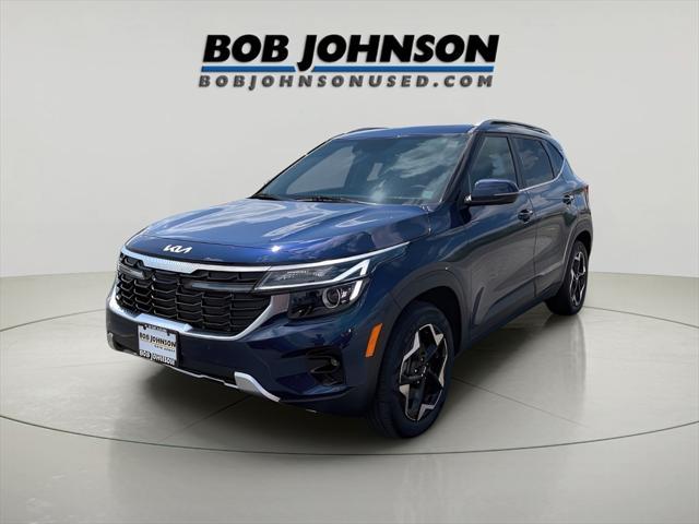 Photo of 2024 Dark Ocean Blue Kia Seltos