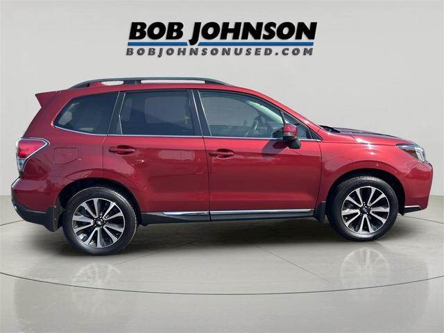 Photo of 2017 Venetian Red Pearl Subaru Forester