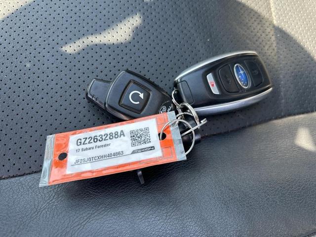 Photo of 2017 Venetian Red Pearl Subaru Forester