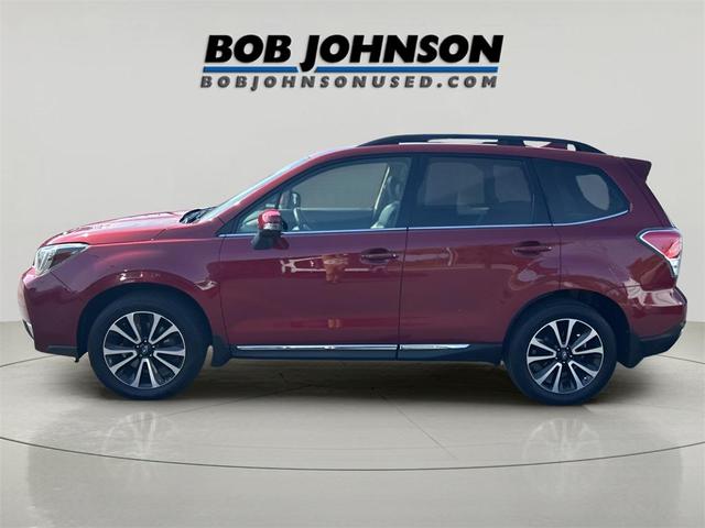Photo of 2017 Venetian Red Pearl Subaru Forester