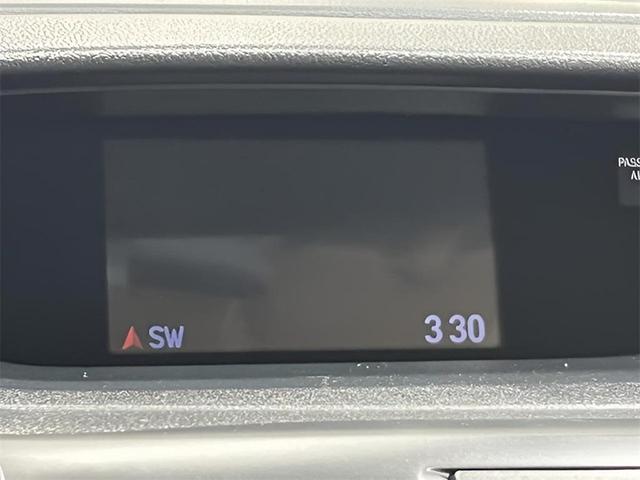 Photo of 2016 Obsidian Blue Pearl Honda CR-V