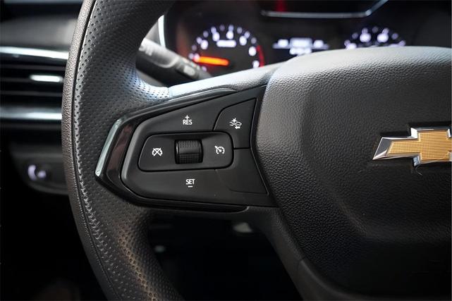 Photo of 2021 Summit White Chevrolet Trailblazer