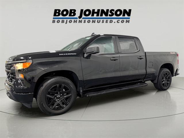 Photo of 2022 Black Chevrolet Silverado 1500