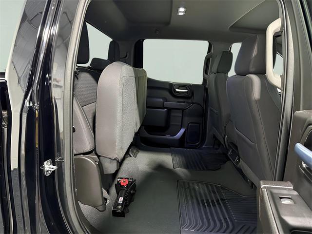 Photo of 2022 Black Chevrolet Silverado 1500