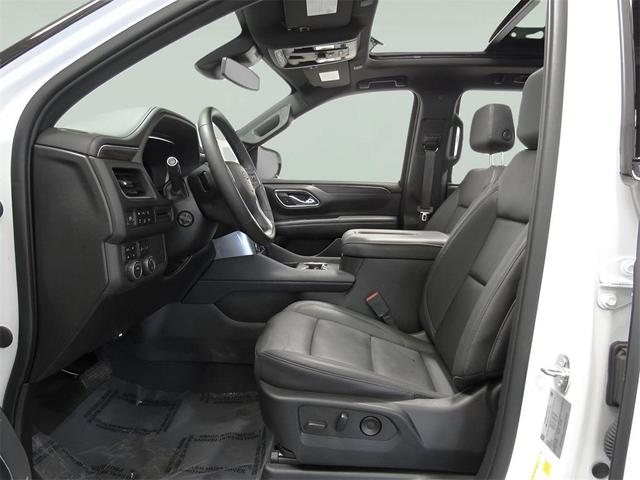 Photo of 2023 Summit White Chevrolet Tahoe