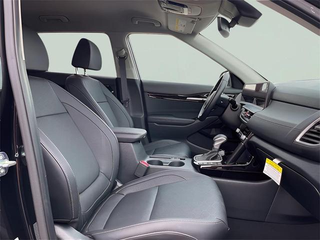 Photo of 2024 Fusion Black Kia Seltos