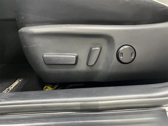 Photo of 2015 Gray Toyota Camry
