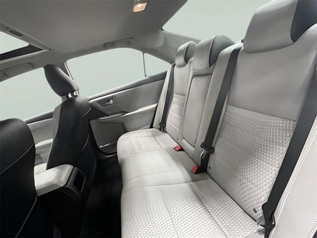 Photo of 2015 Gray Toyota Camry
