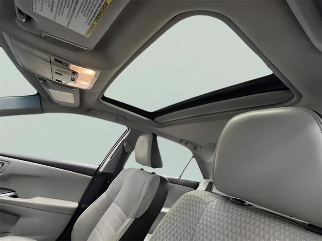 Photo of 2015 Gray Toyota Camry