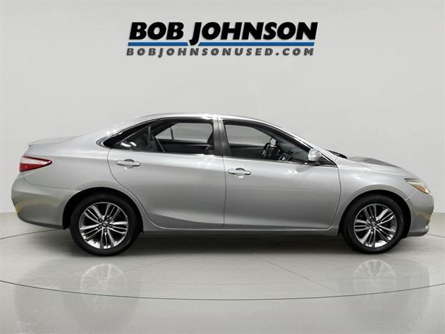 Photo of 2015 Gray Toyota Camry