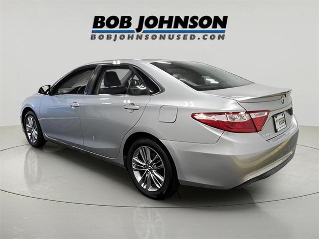 Photo of 2015 Gray Toyota Camry