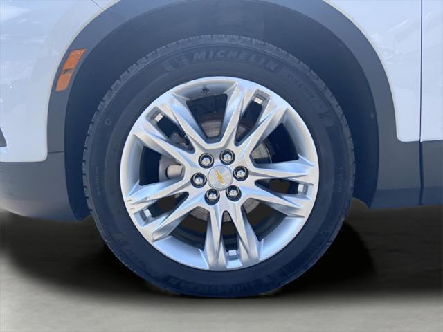 Photo of 2020 Summit White Chevrolet Blazer