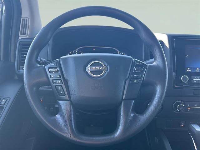 Photo of 2022 Super Black Nissan Frontier