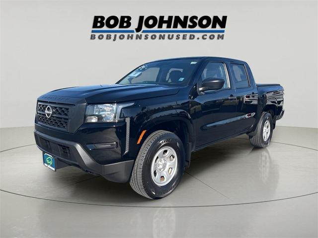 Photo of 2022 Super Black Nissan Frontier