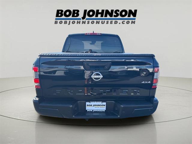 Photo of 2022 Super Black Nissan Frontier