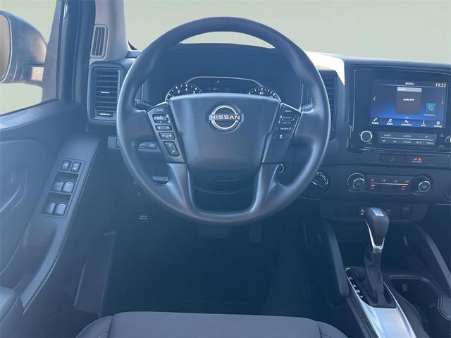 Photo of 2022 Super Black Nissan Frontier