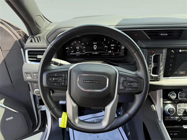 Photo of 2023 White Frost Tricoat GMC Yukon XL