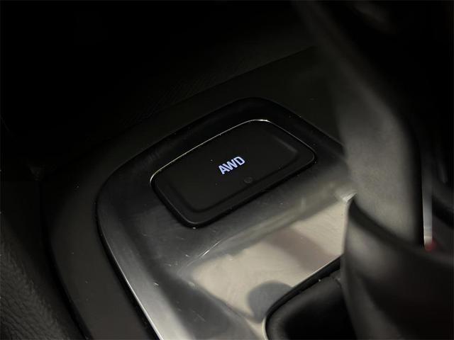 Photo of 2022 Iron Gray Metallic Chevrolet Equinox