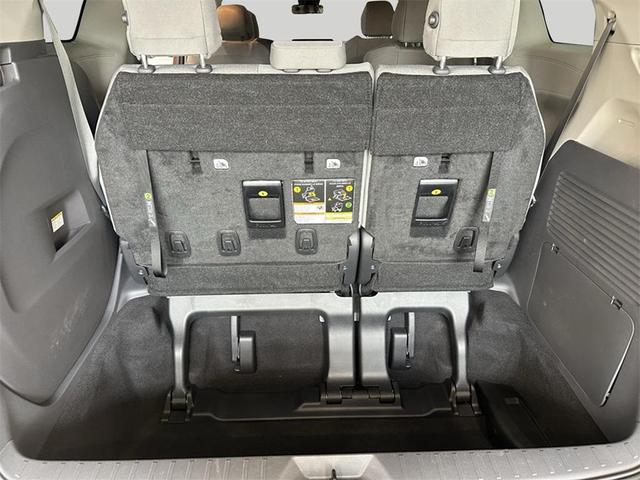 Photo of 2023 Sunset Bronze Mica Toyota Sienna