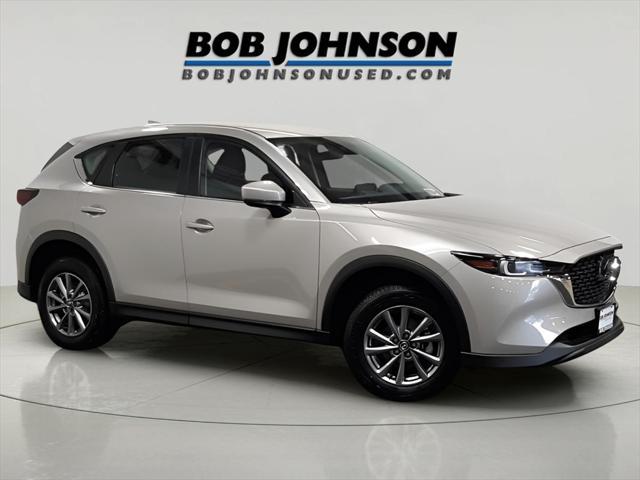 Photo of 2025 Platinum Quartz Metallic Mazda CX-5