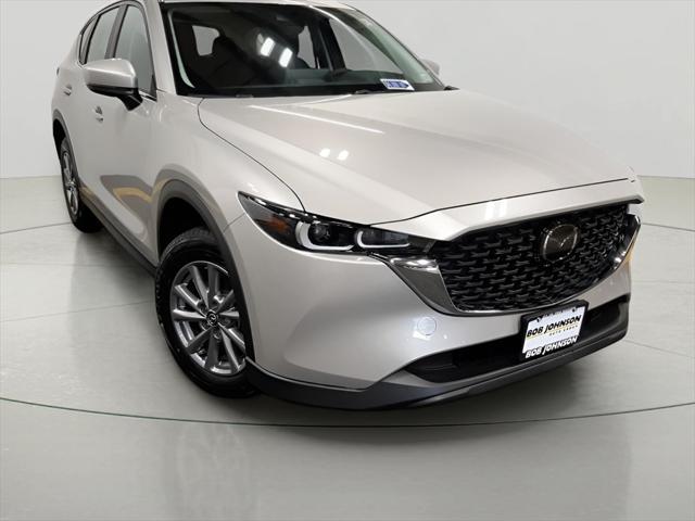 Photo of 2025 Platinum Quartz Metallic Mazda CX-5