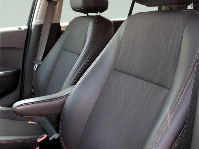 Photo of 2022 Silver Ice Metallic Chevrolet Trax