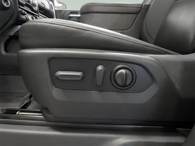 Photo of 2022 Summit White GMC Sierra 1500