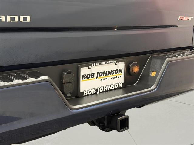 Photo of 2022 Northsky Blue Metallic Chevrolet Silverado 1500