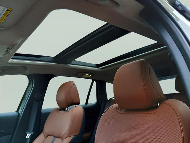 Photo of 2024 Zircon Sand Metallic Mazda CX-50