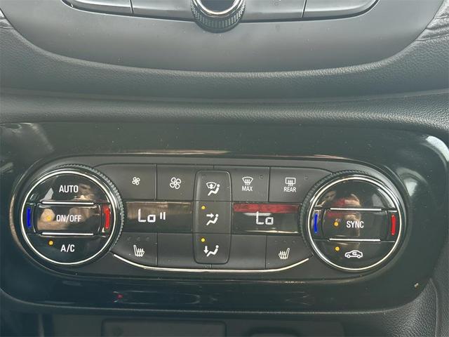 Photo of 2023 Sapphire Metallic Buick Encore GX