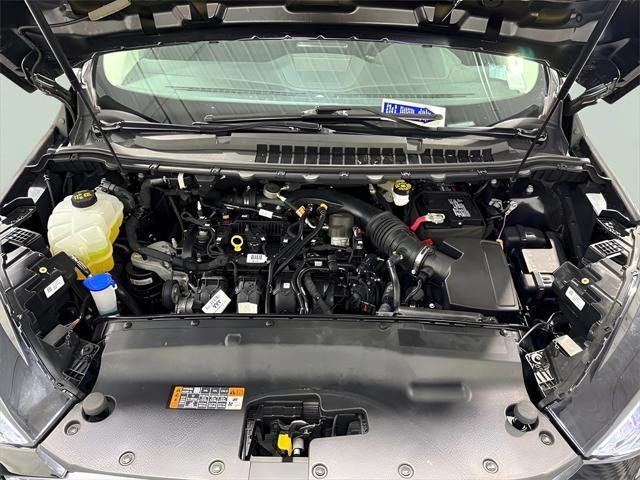 Photo of 2024 Black Metallic Ford Edge