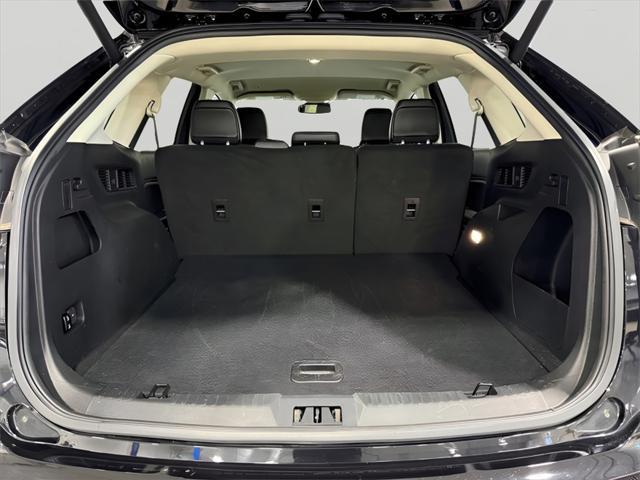 Photo of 2024 Black Metallic Ford Edge