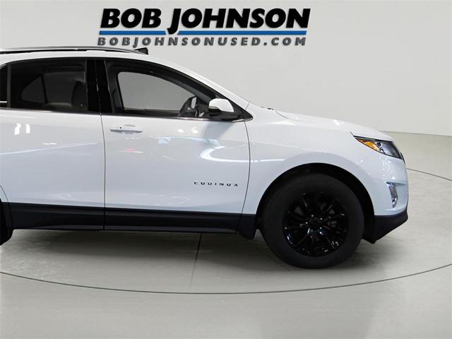 Photo of 2018 Summit White Chevrolet Equinox