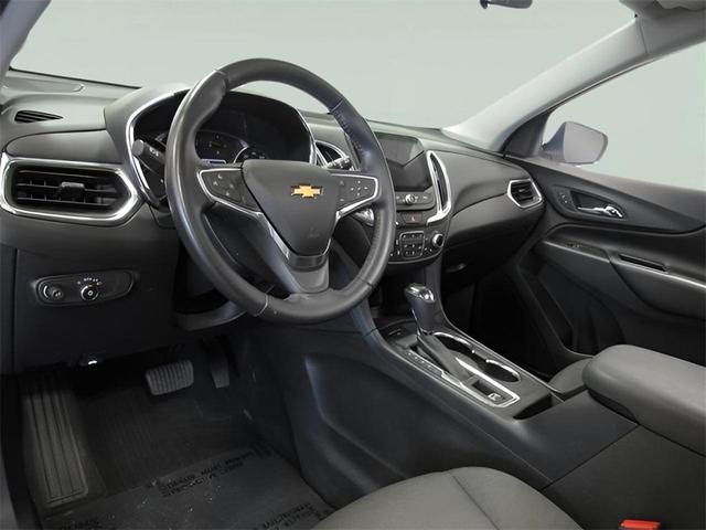 Photo of 2018 Summit White Chevrolet Equinox