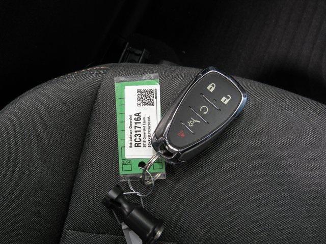 Photo of 2018 Summit White Chevrolet Equinox